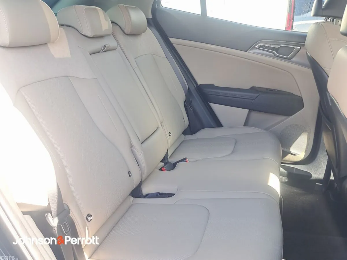 Kia Sportage SUV, Diesel Hybrid, 2023, Grey