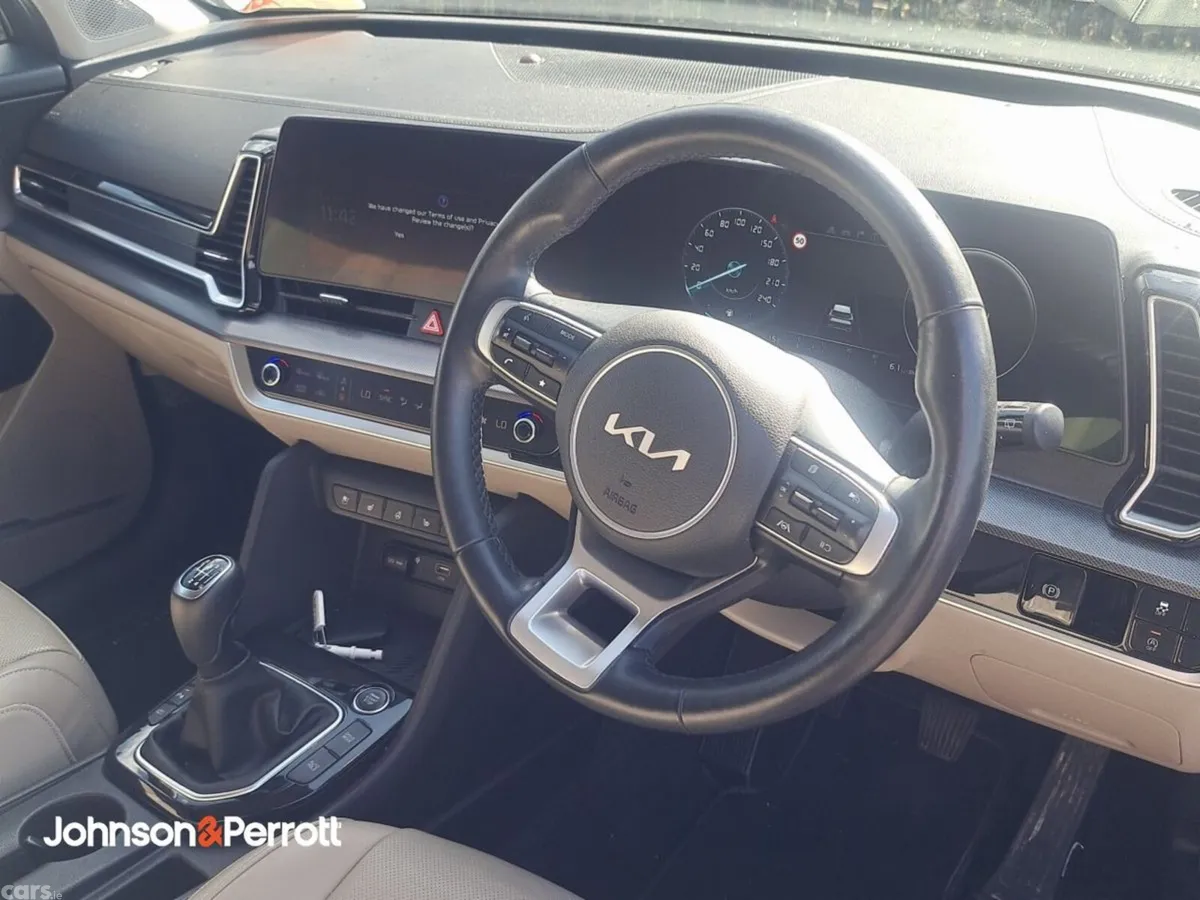 Kia Sportage SUV, Diesel Hybrid, 2023, Grey