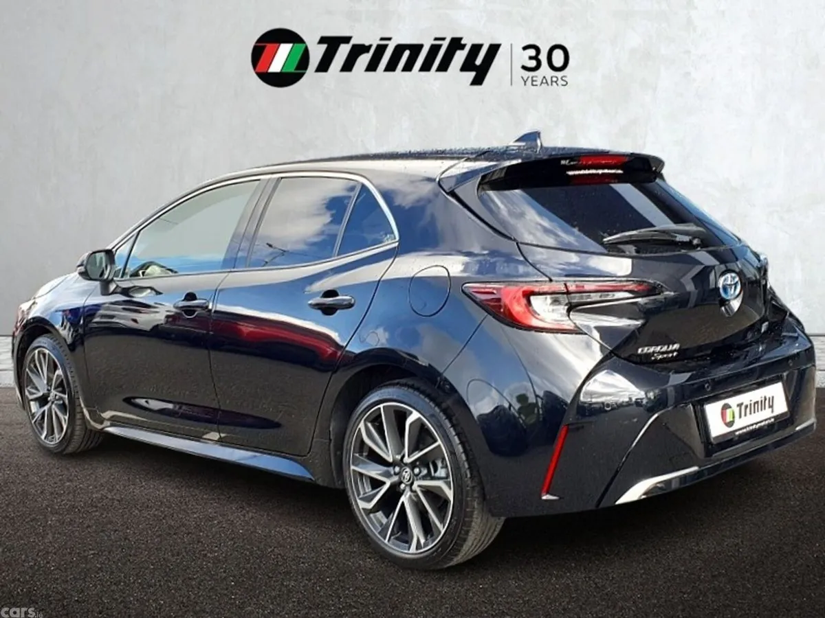 Toyota Corolla Hatchback, Petrol Hybrid, 2023, Black