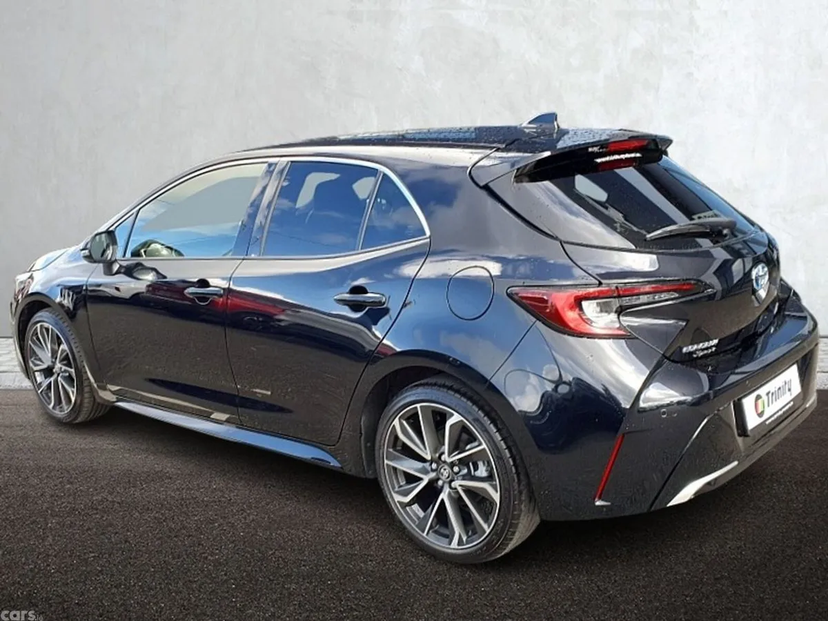 Toyota Corolla Hatchback, Petrol Hybrid, 2023, Black