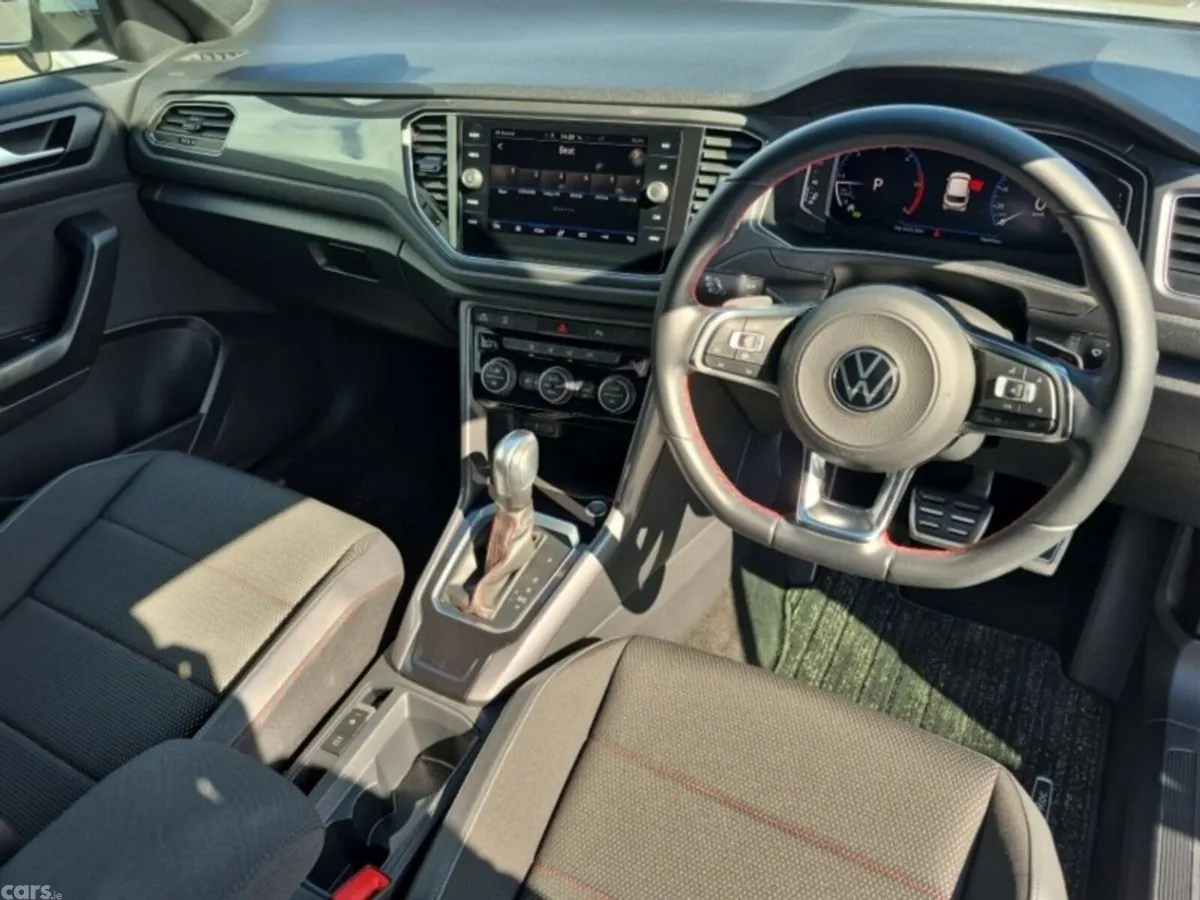 Volkswagen T-Roc SUV, Diesel, 2021, White