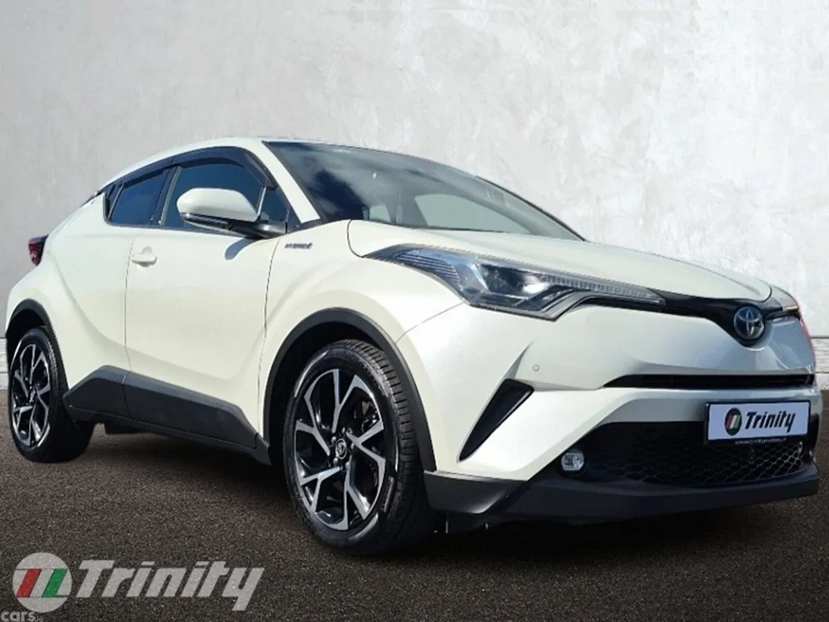 Toyota C-HR SUV, Petrol Hybrid, 2019, White