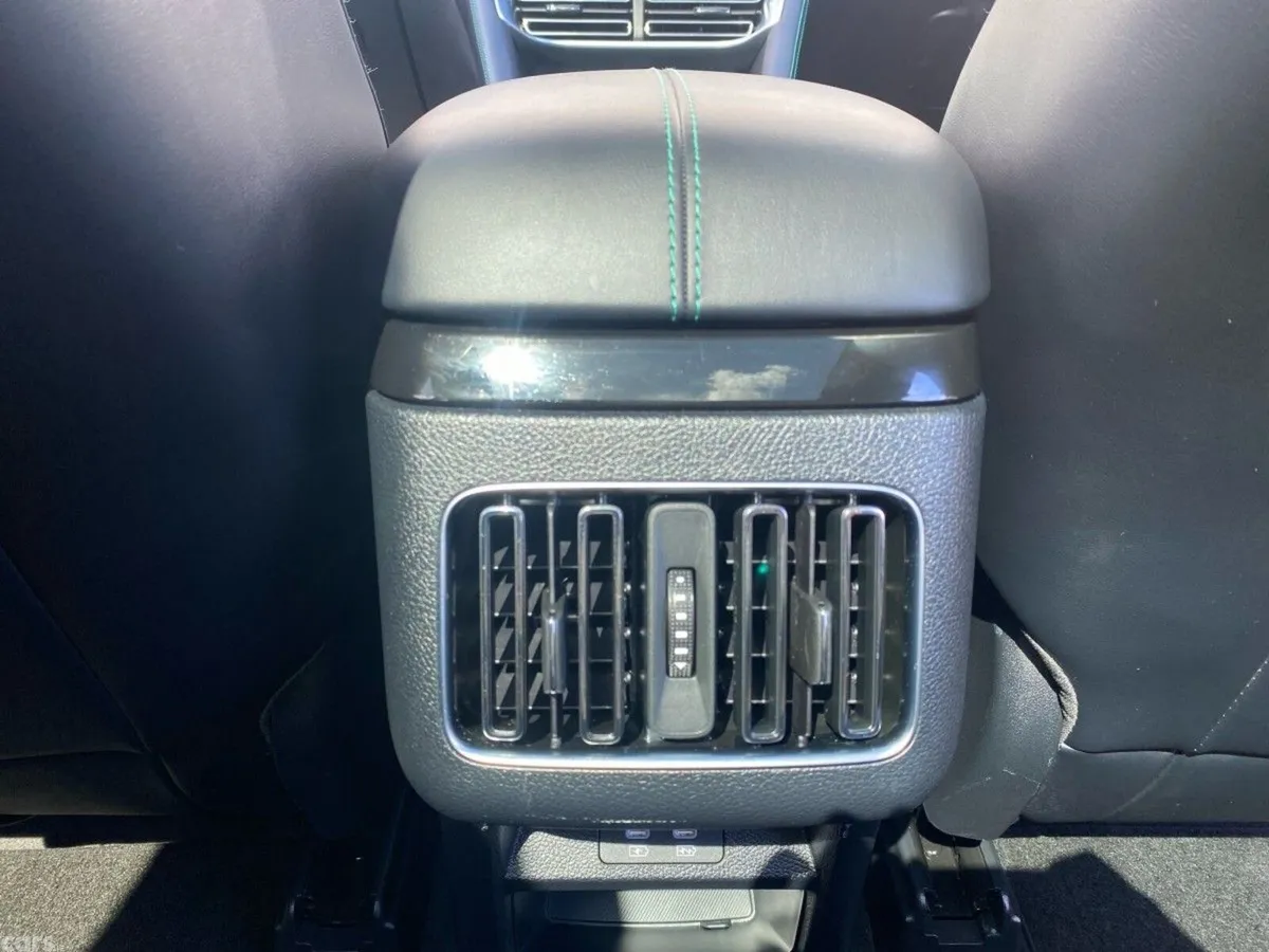 BYD SEAL U Hatchback, Petrol Plug-in Hybrid, 2025, Grey