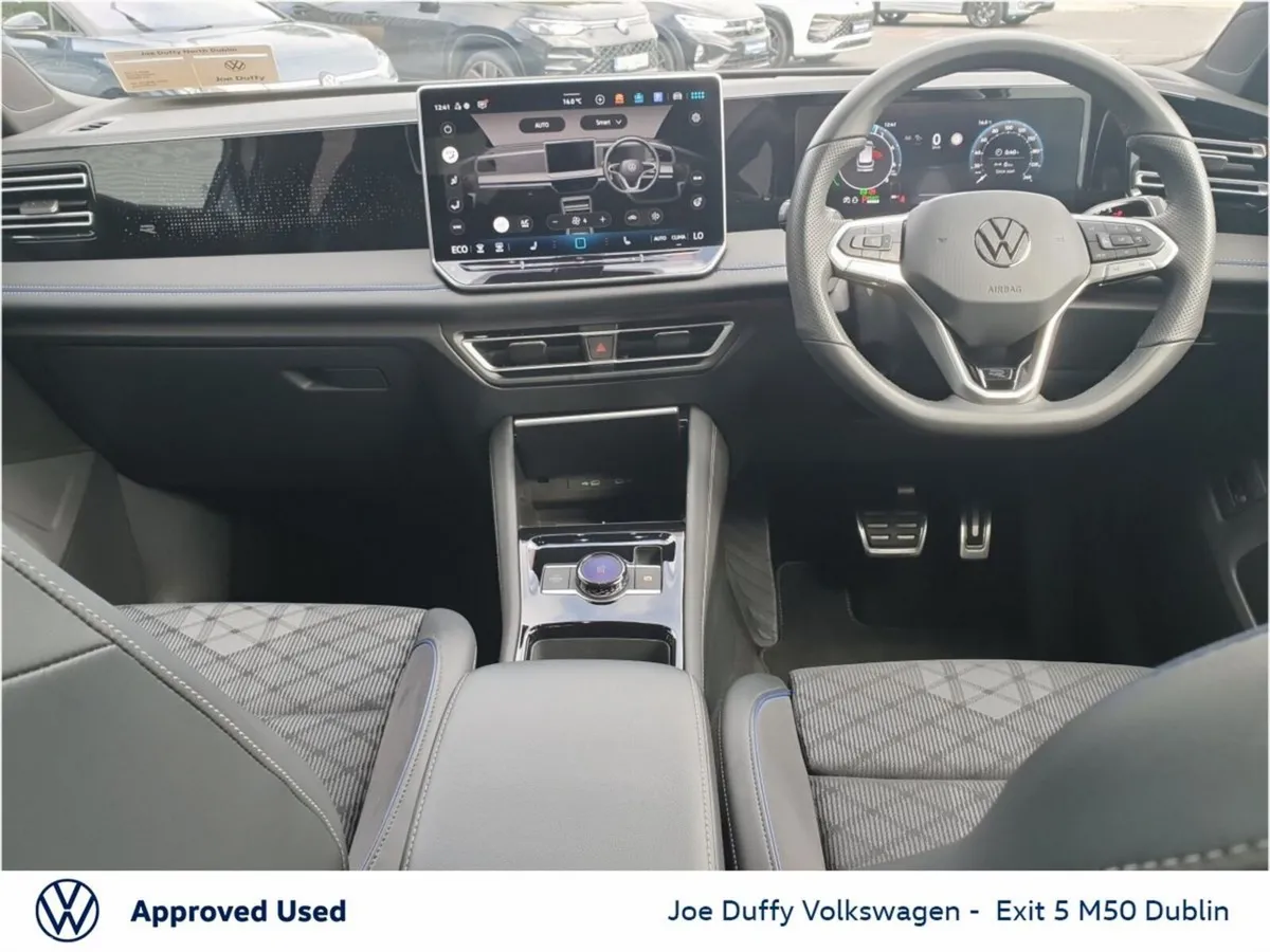 Volkswagen Tiguan SUV, Petrol Plug-in Hybrid, 2025, Blue
