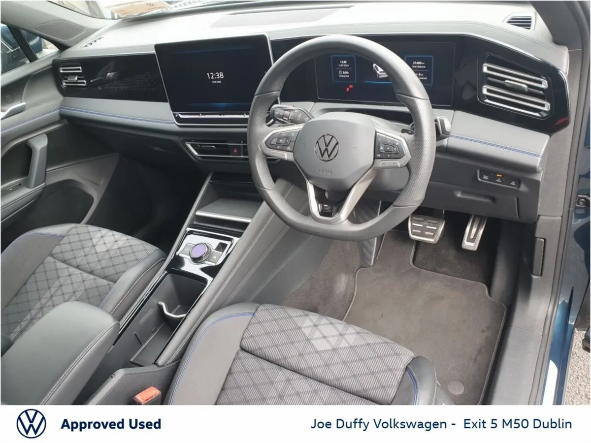 Volkswagen Tiguan SUV, Petrol Plug-in Hybrid, 2025, Blue