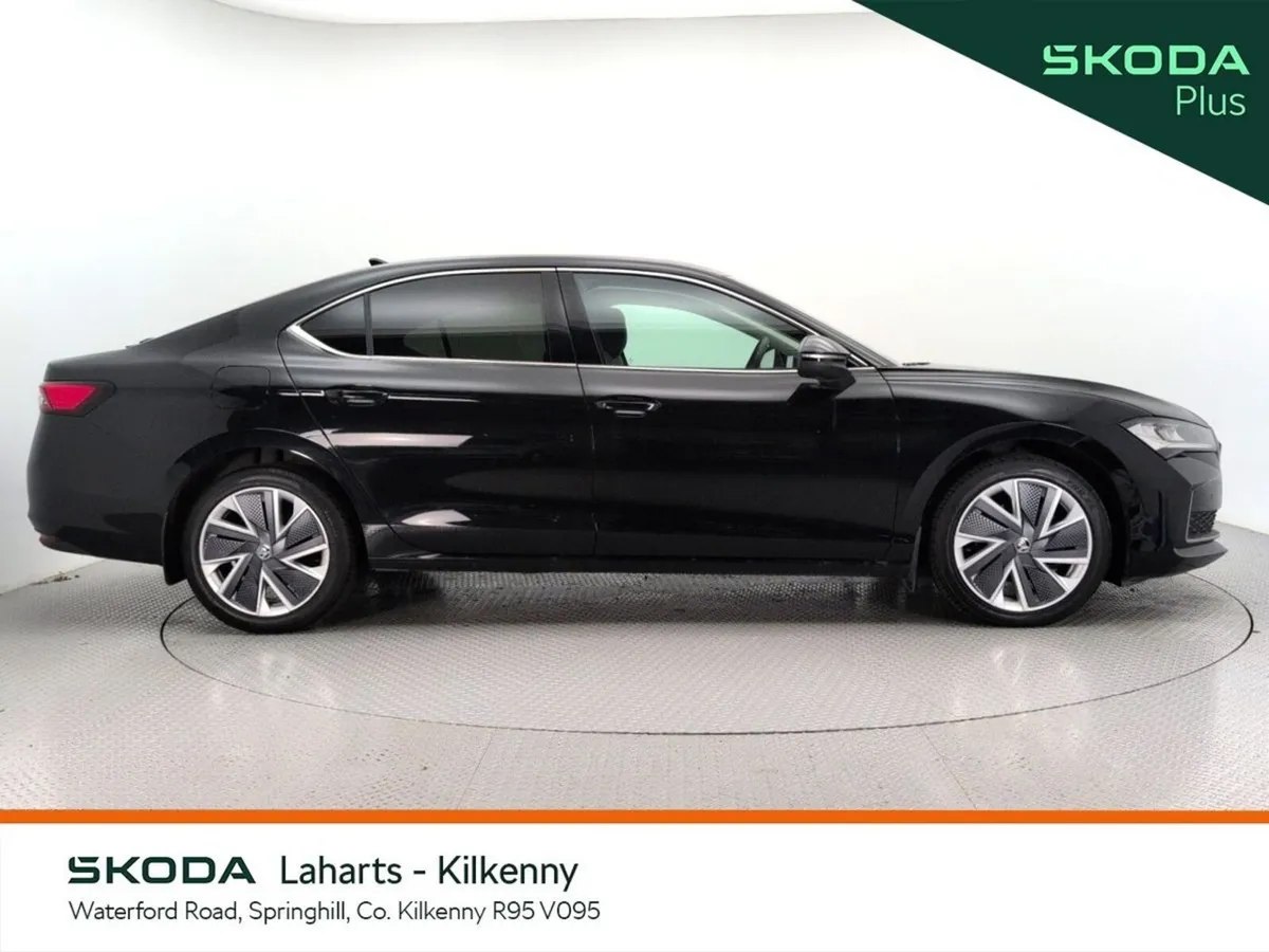 Skoda Superb Saloon, Diesel, 2024, Black
