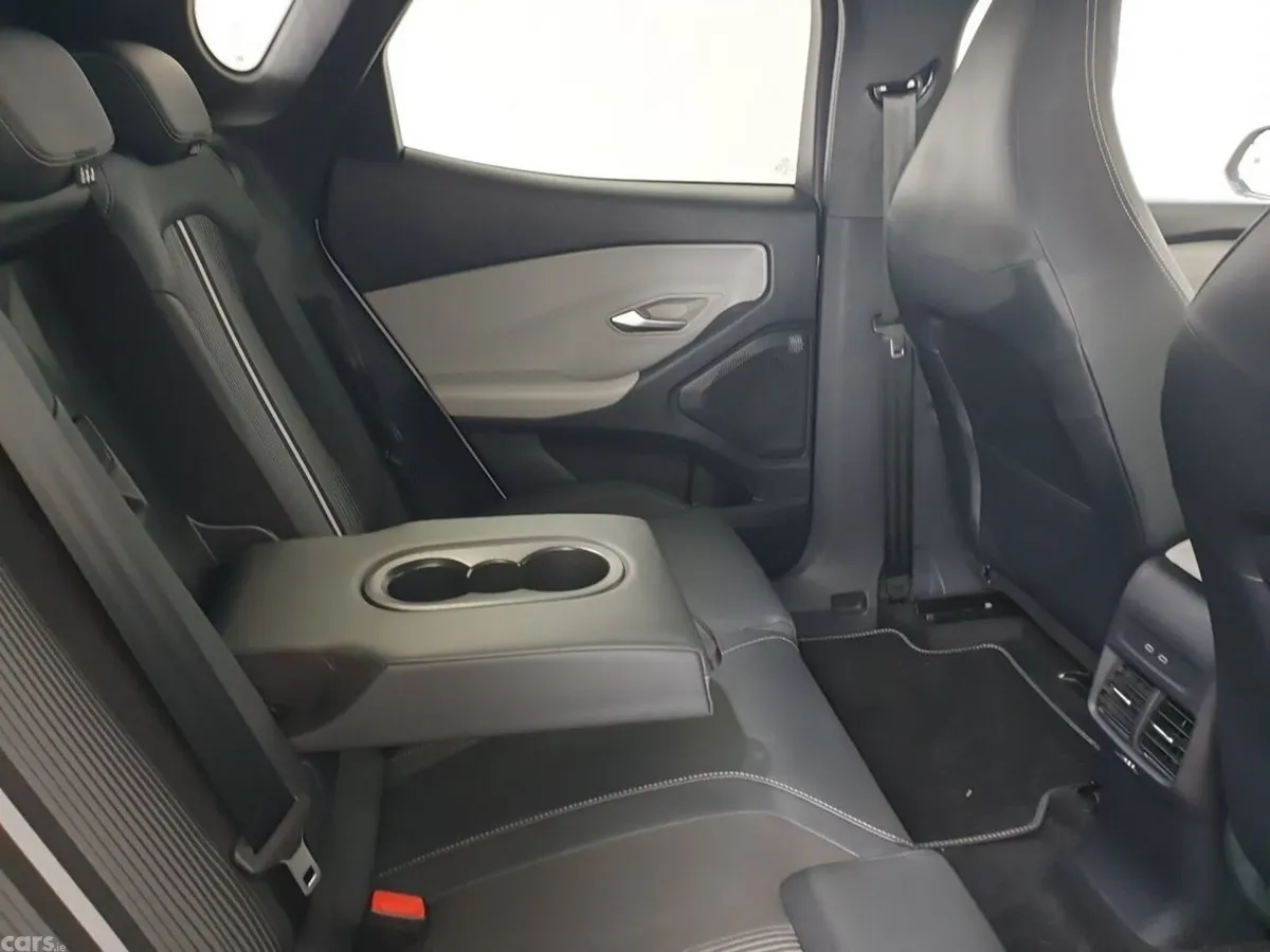 Ford Capri SUV, Electric, 2025, White