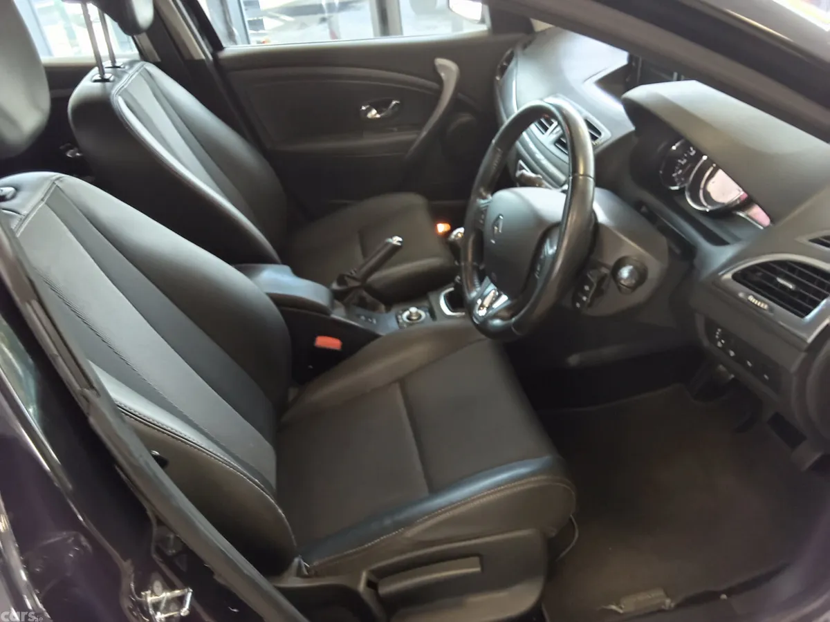 Renault Megane Hatchback, Diesel, 2015, Black