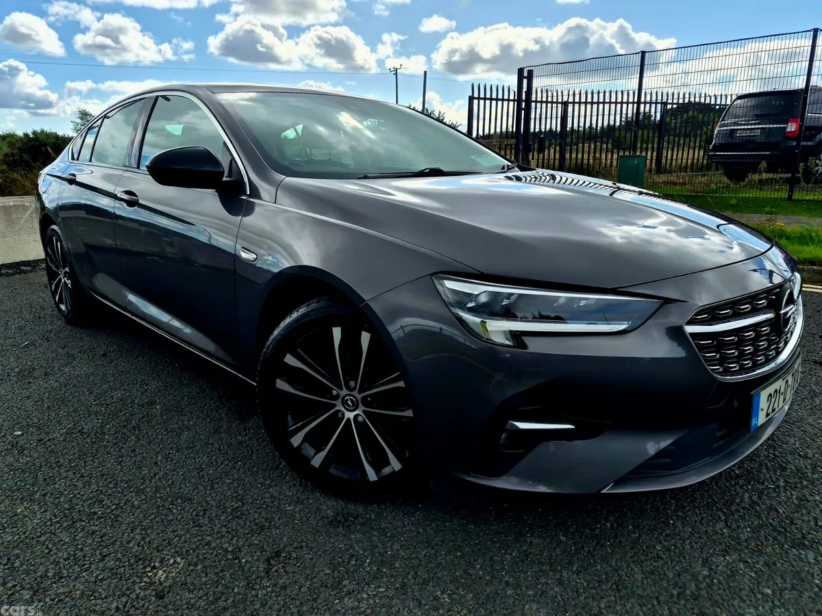 Opel Insignia Hatchback, Diesel, 2022, Grey