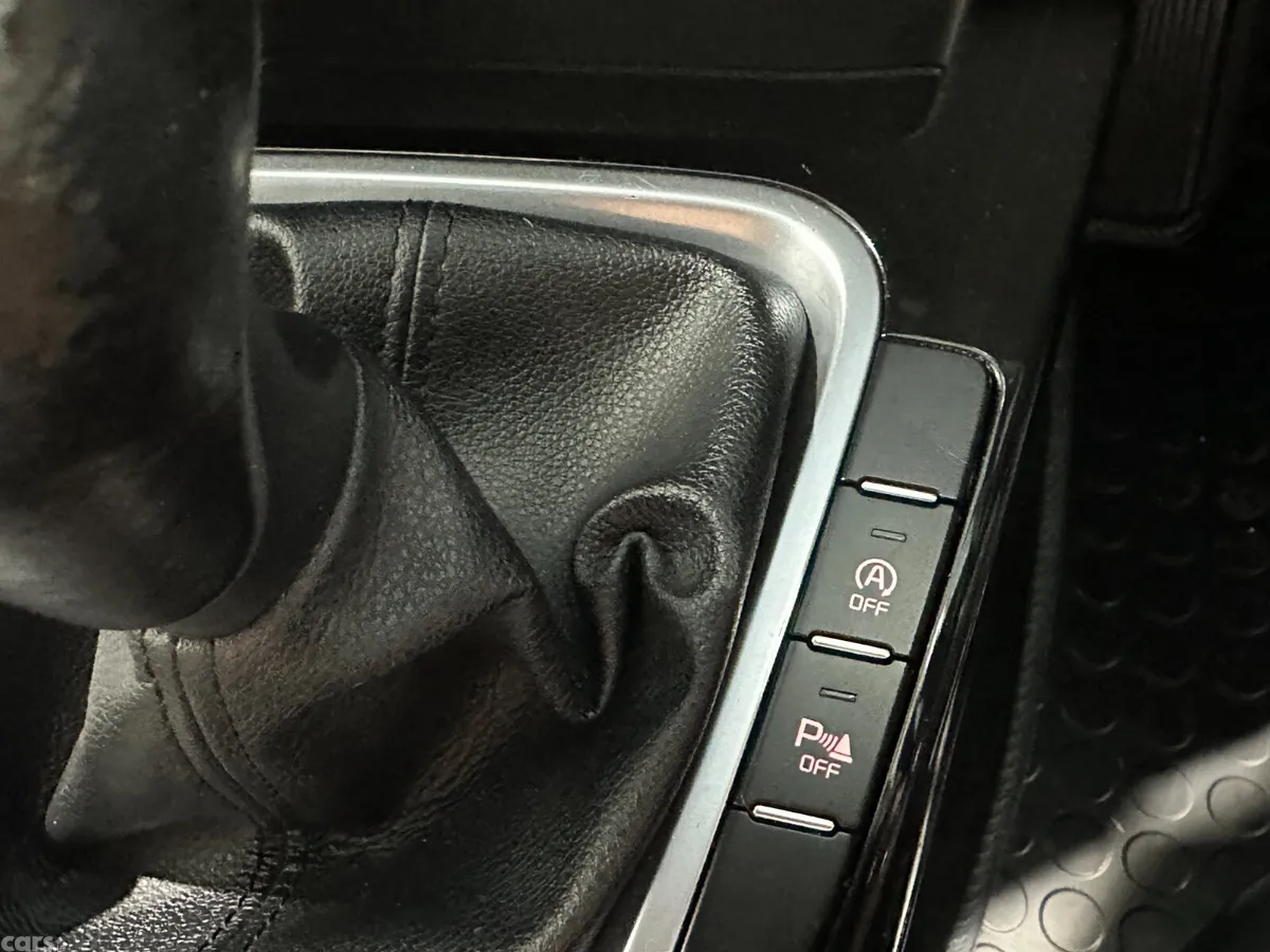 Kia Ceed Hatchback, Diesel, 2019, Black