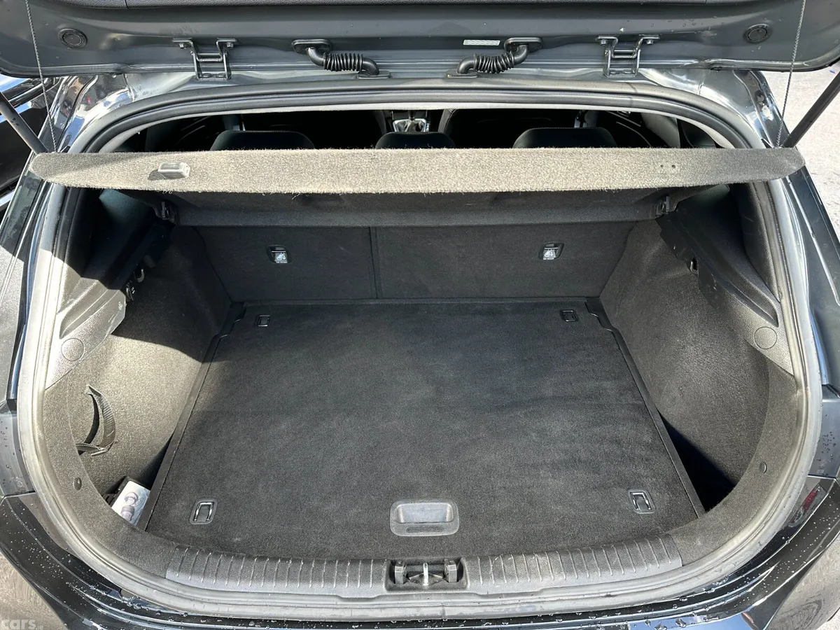 Kia Ceed Hatchback, Diesel, 2019, Black