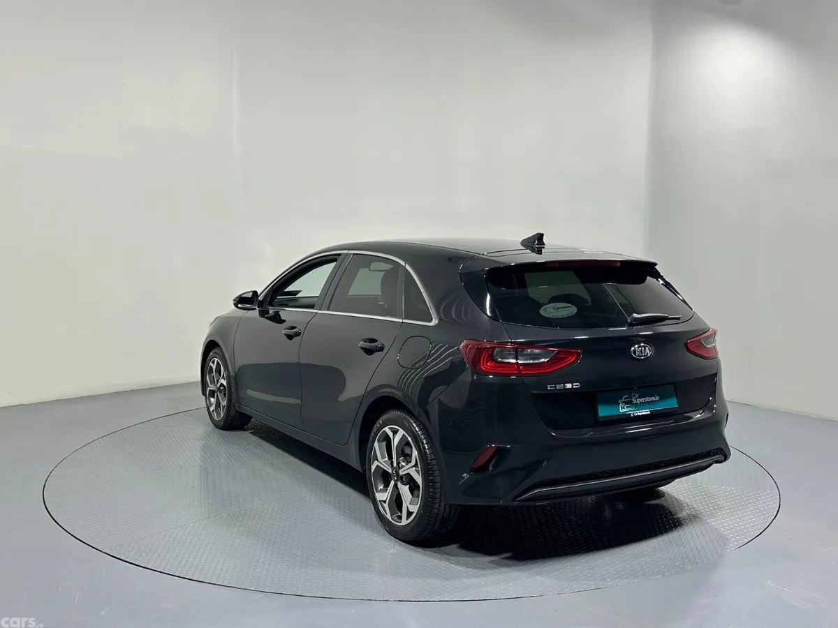 Kia Ceed Hatchback, Diesel, 2019, Black