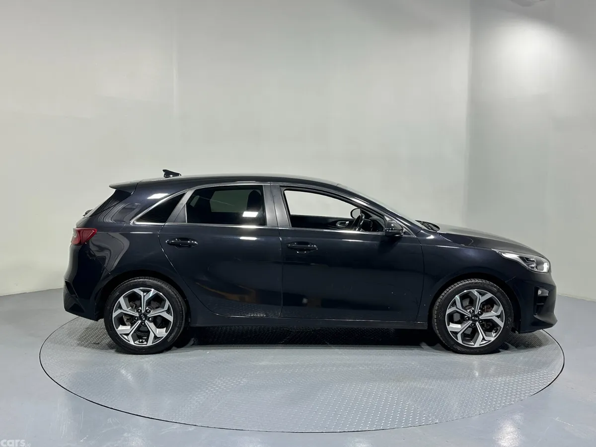 Kia Ceed Hatchback, Diesel, 2019, Black