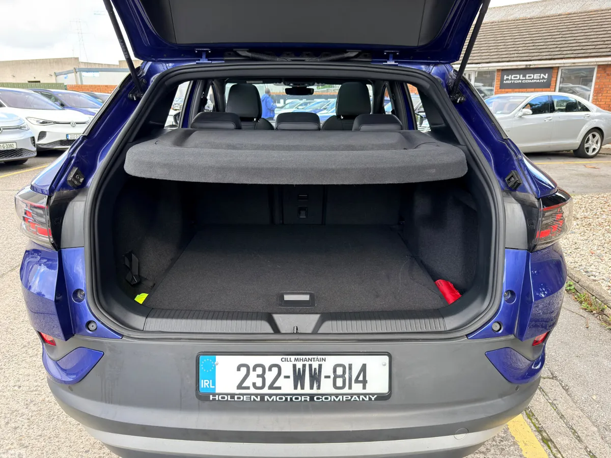 Volkswagen ID.4 Estate, Electric, 2023, Blue