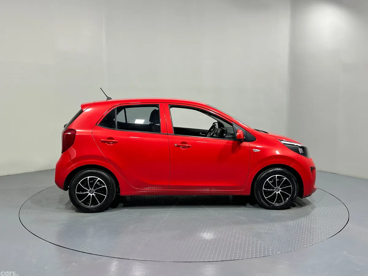 Kia Picanto Hatchback, Petrol, 2018, Red