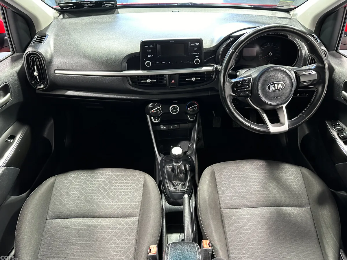 Kia Picanto Hatchback, Petrol, 2018, Red
