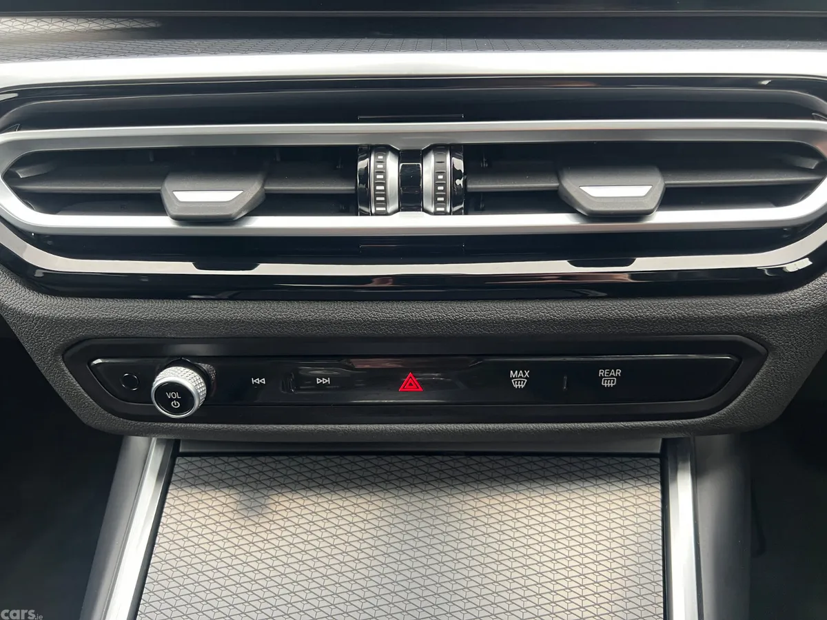 BMW 3-Series Saloon, Petrol Hybrid, 2023, Grey