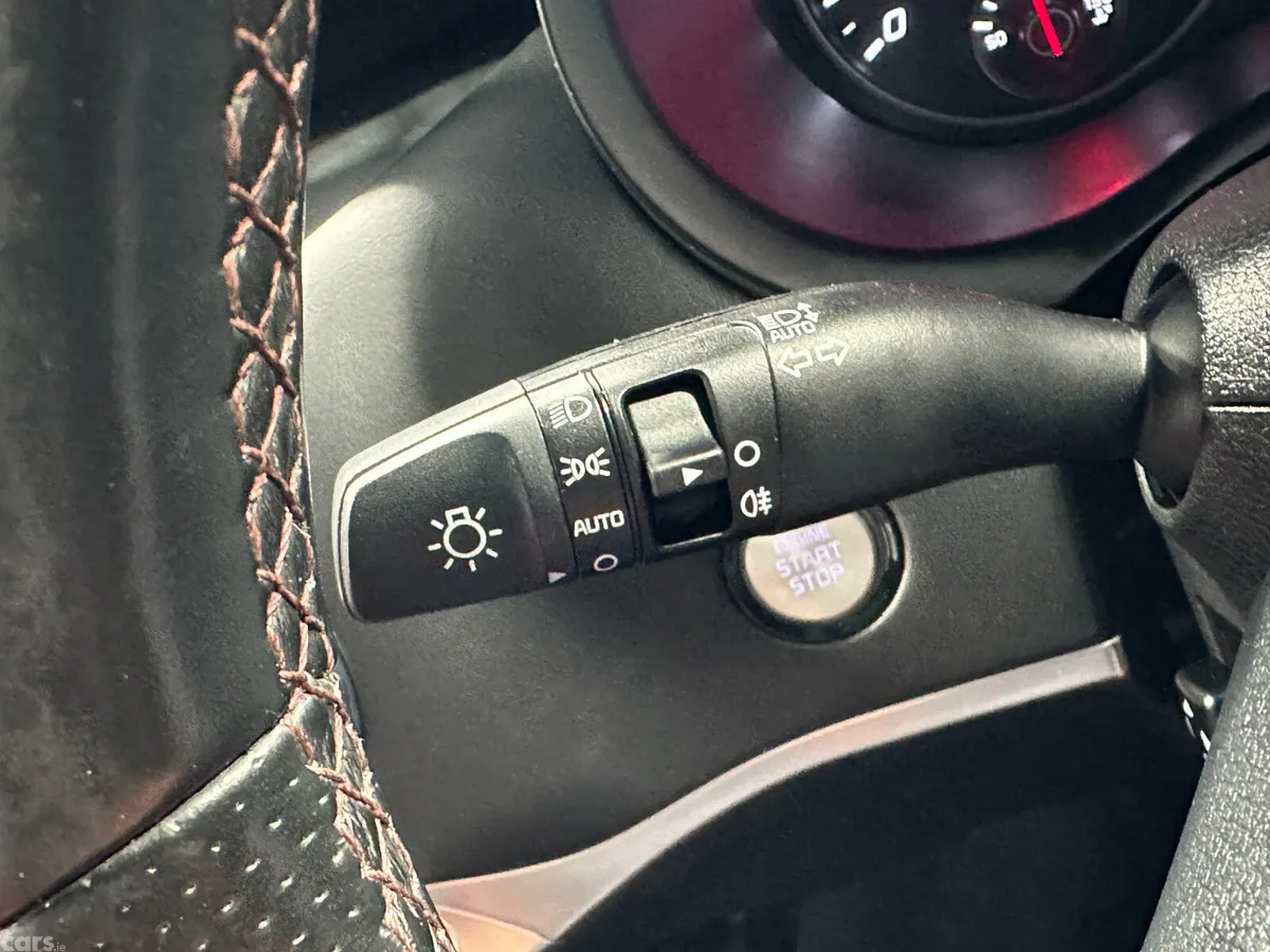 Kia Stinger Hatchback, Diesel, 2019, Red