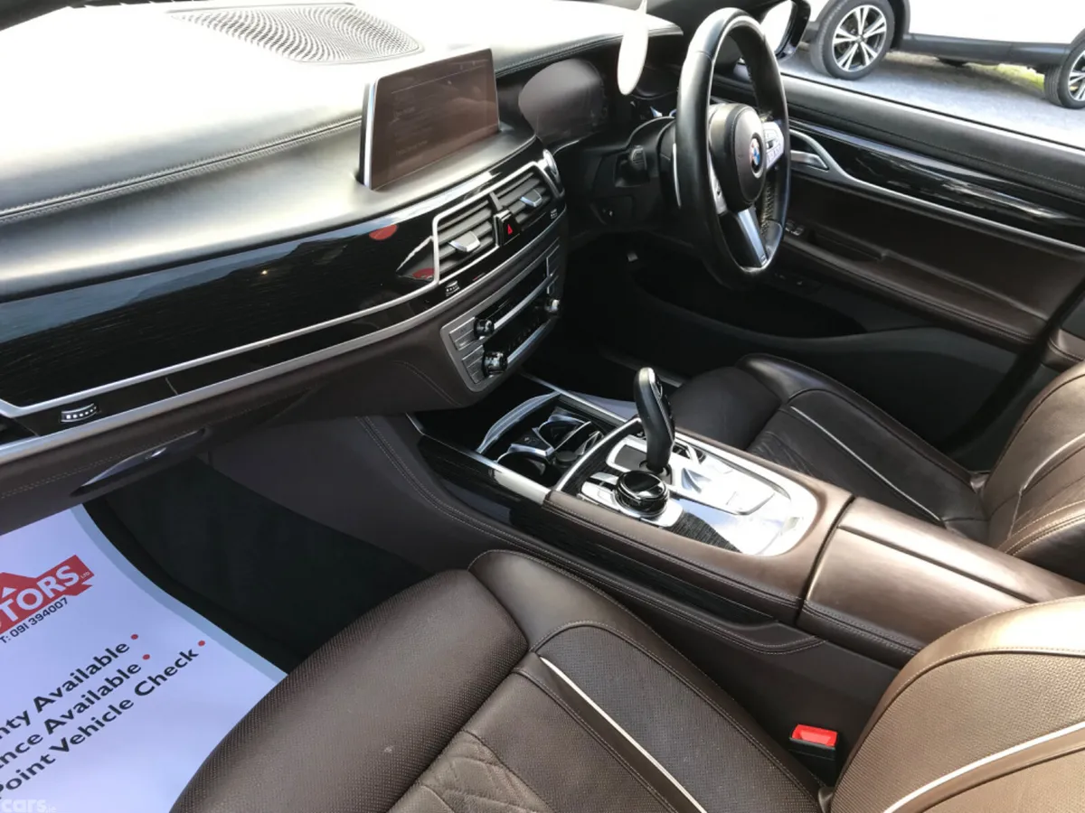 BMW 7-Series Saloon, Petrol Plug-in Hybrid, 2019, Brown