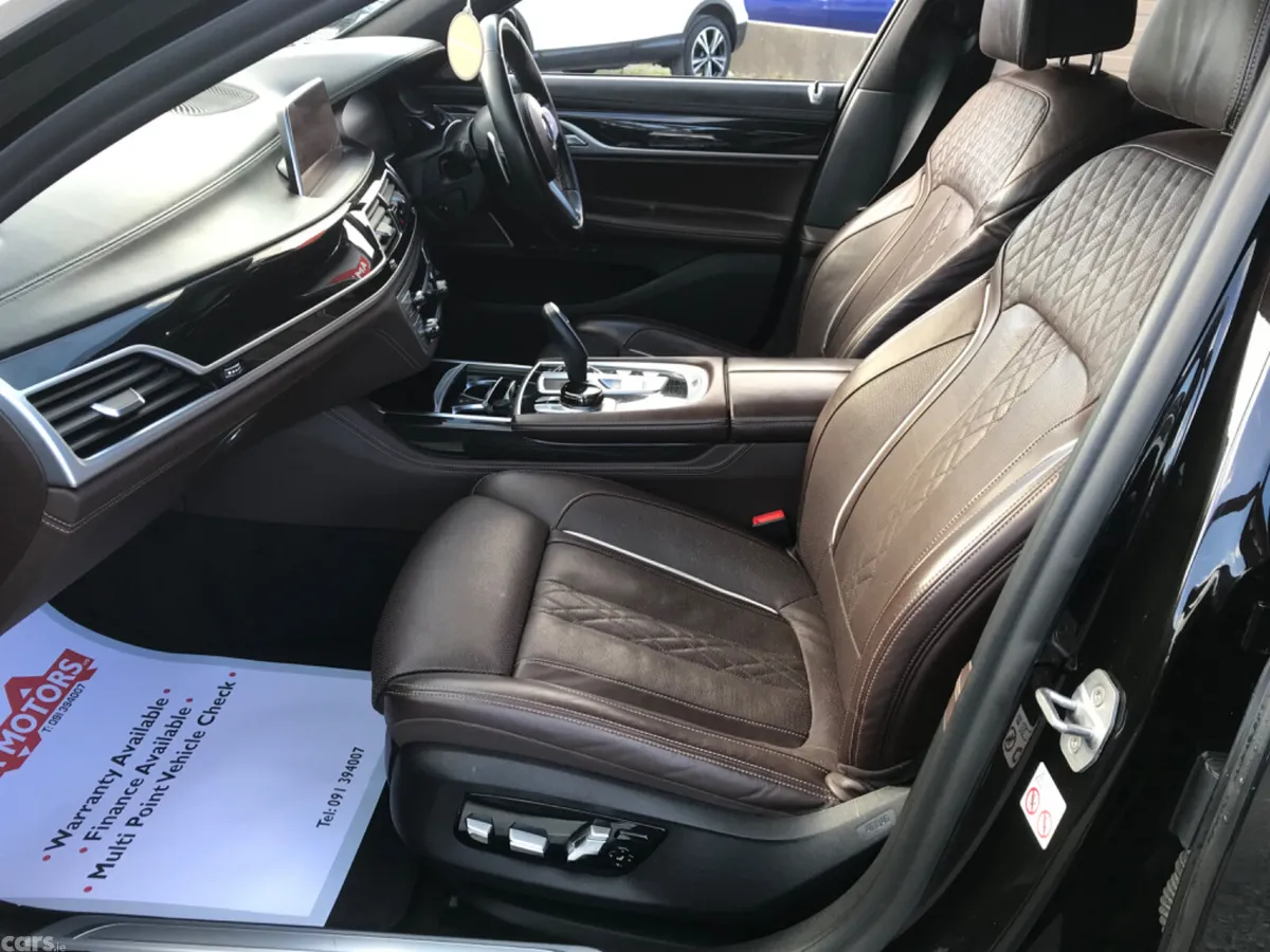 BMW 7-Series Saloon, Petrol Plug-in Hybrid, 2019, Brown