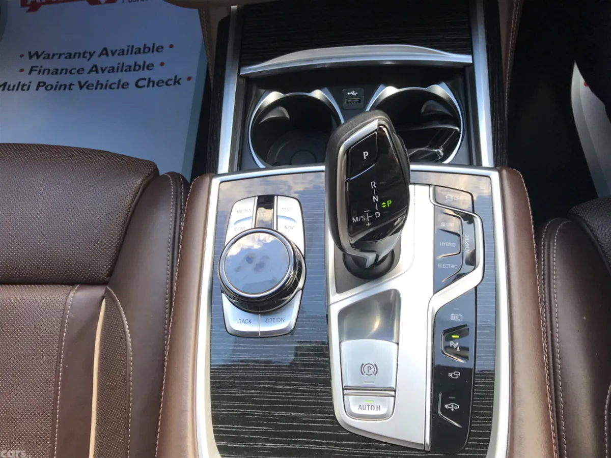 BMW 7-Series Saloon, Petrol Plug-in Hybrid, 2019, Brown