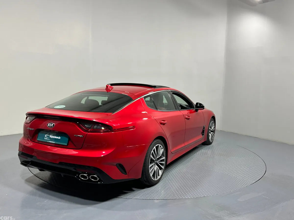 Kia Stinger Hatchback, Diesel, 2019, Red