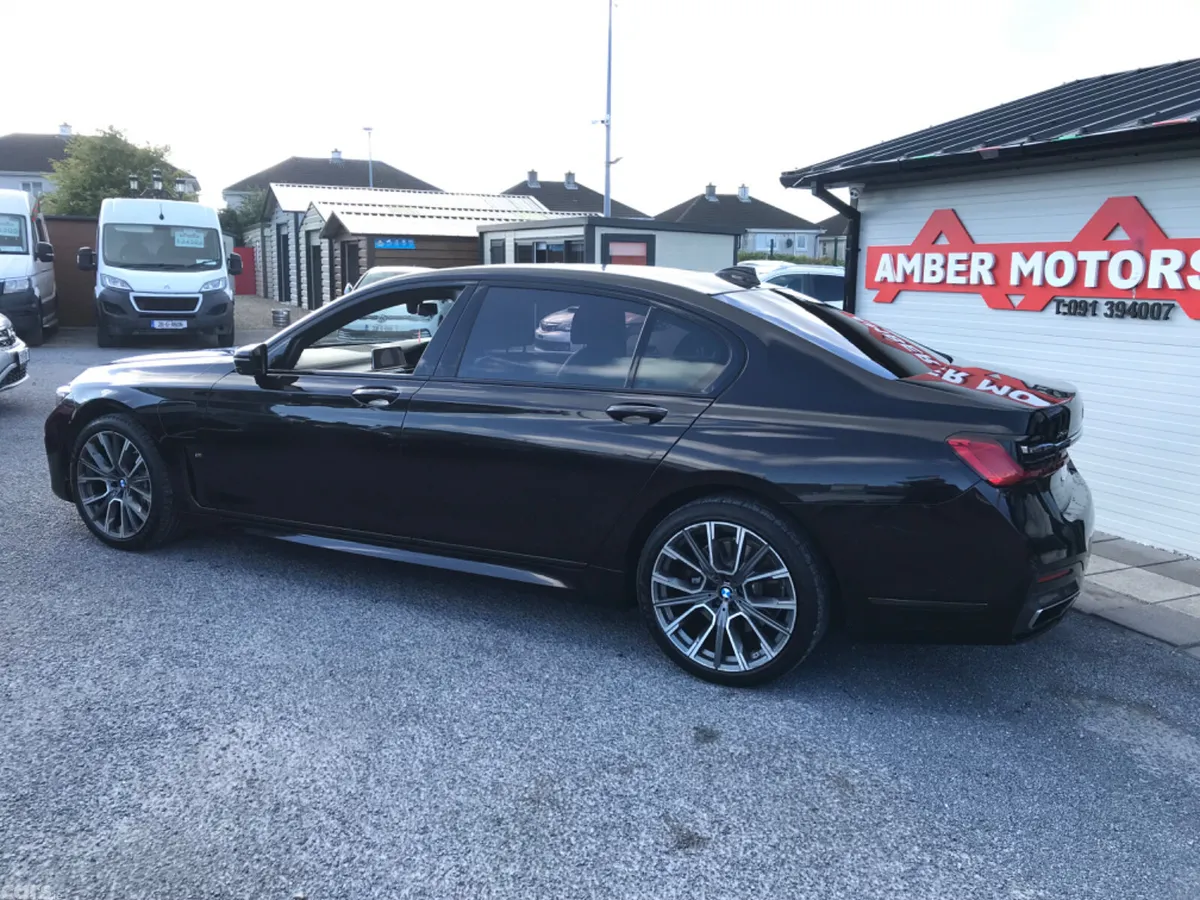 BMW 7-Series Saloon, Petrol Plug-in Hybrid, 2019, Brown