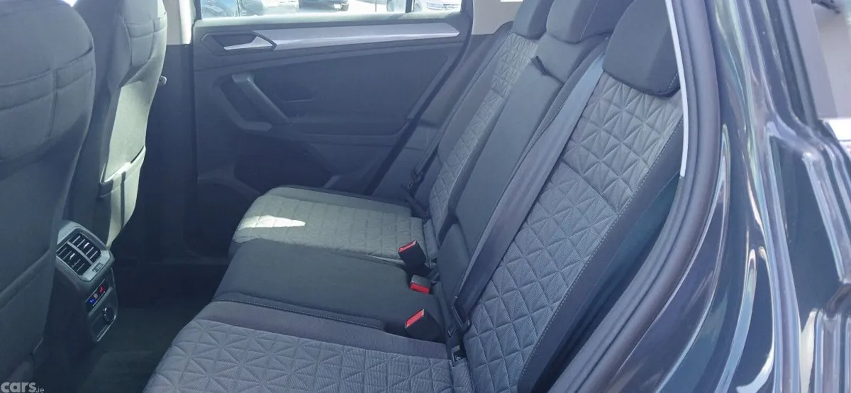 Volkswagen Tiguan SUV, Diesel, 2023, Grey