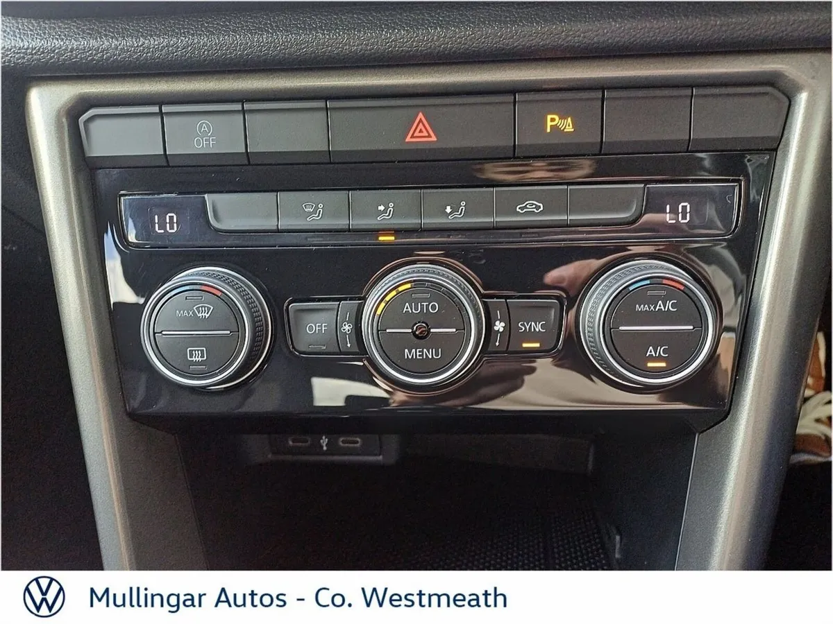 Volkswagen T-Roc SUV, Petrol, 2021, Black