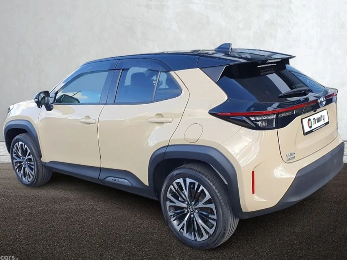 Toyota Yaris Cross SUV, Petrol Hybrid, 2022, Beige