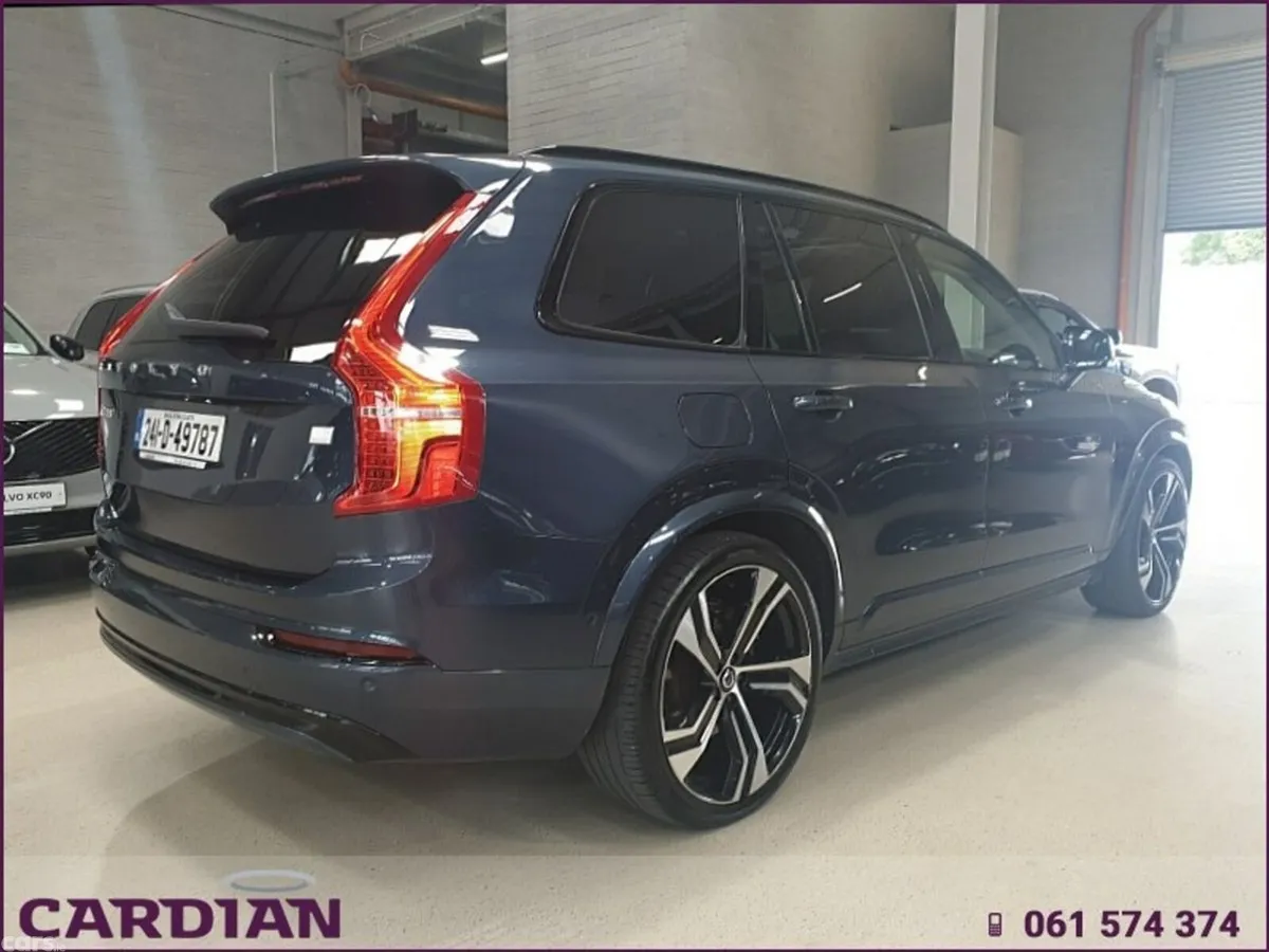 Volvo XC90 SUV, Petrol Plug-in Hybrid, 2024, Blue