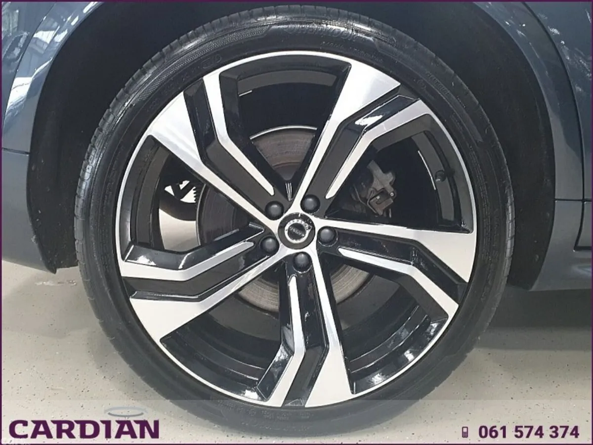 Volvo XC90 SUV, Petrol Plug-in Hybrid, 2024, Blue