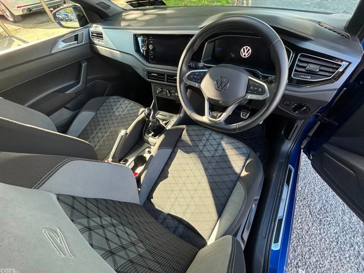 Volkswagen Polo Hatchback, Petrol, 2025, Blue