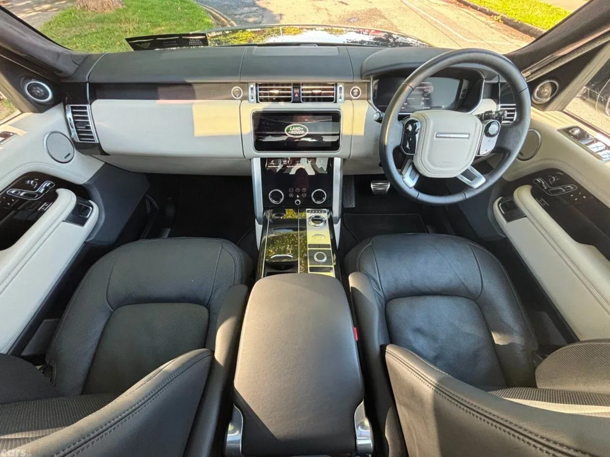 Land Rover Range Rover SUV, Petrol Plug-in Hybrid, 2021, Grey