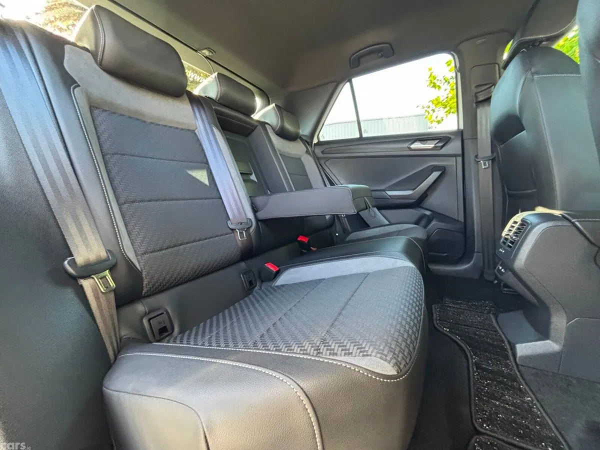 Volkswagen T-Roc SUV, Diesel, 2022, White