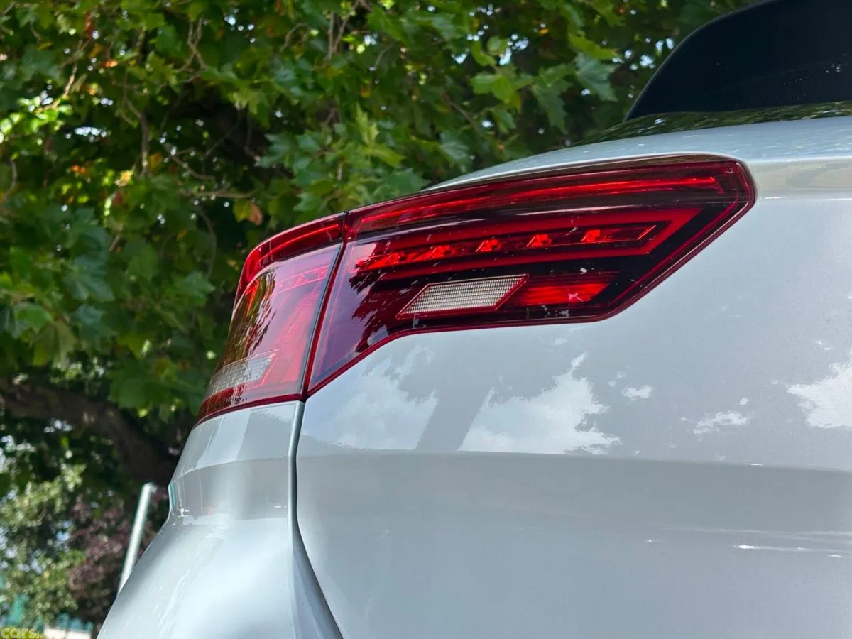 Volkswagen T-Roc SUV, Diesel, 2022, White