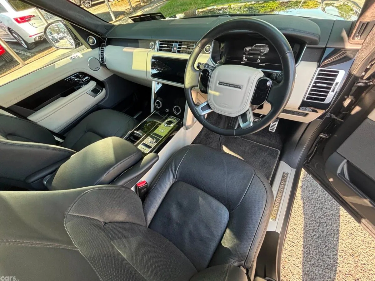 Land Rover Range Rover SUV, Petrol Plug-in Hybrid, 2021, Grey