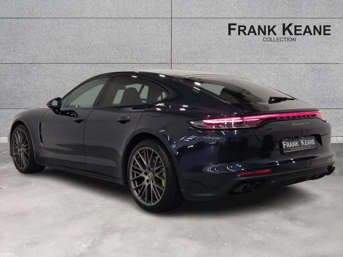 Porsche Panamera Hatchback, Petrol Plug-in Hybrid, 2022, Blue