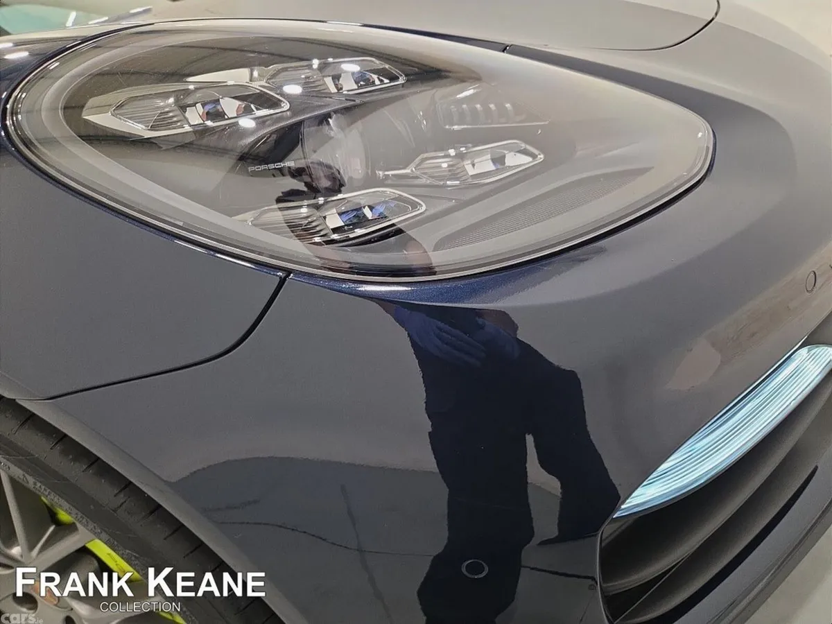 Porsche Panamera Hatchback, Petrol Plug-in Hybrid, 2022, Blue