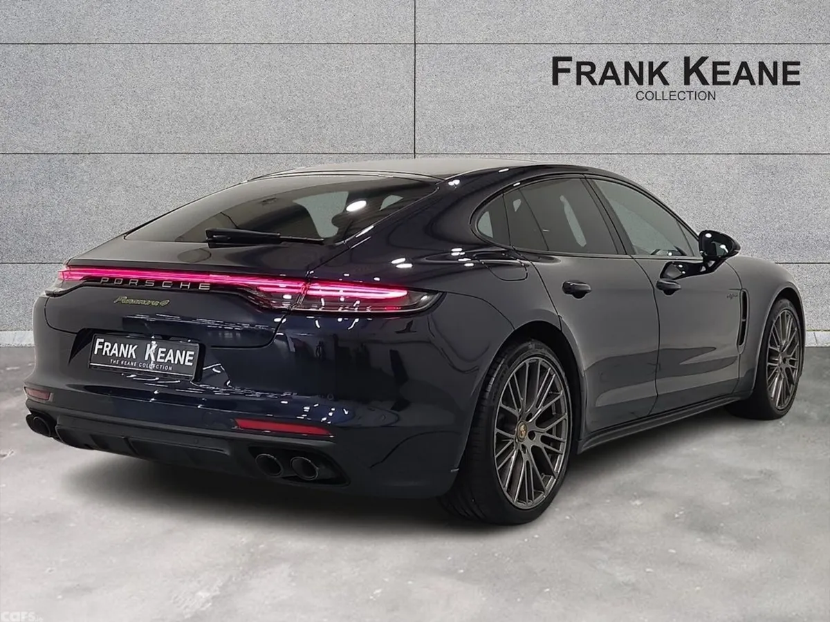 Porsche Panamera Hatchback, Petrol Plug-in Hybrid, 2022, Blue