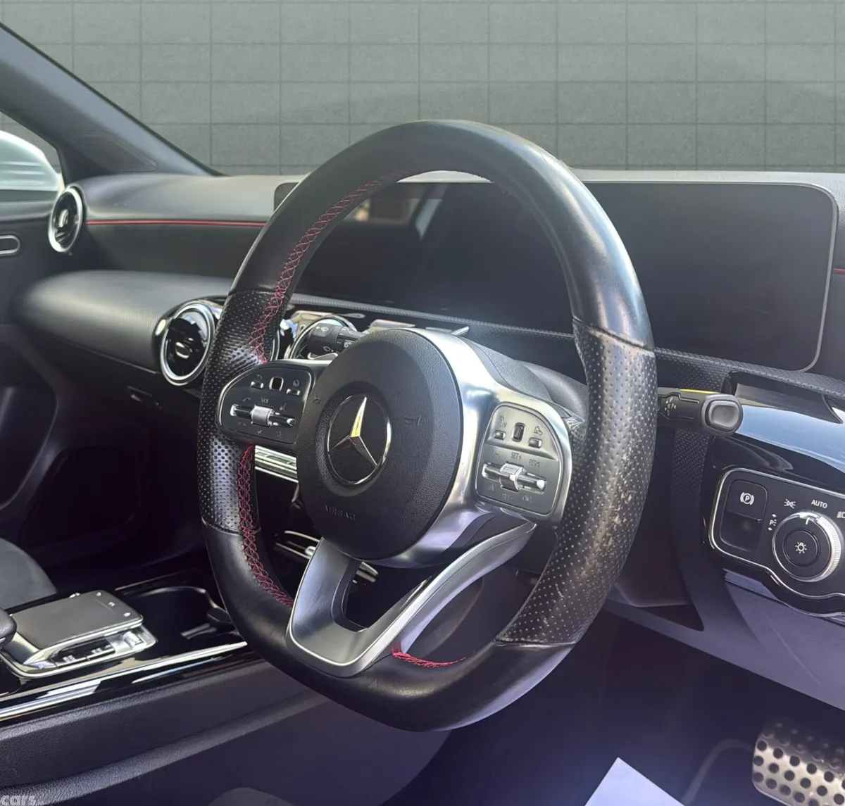 Mercedes-Benz A-Class Hatchback, Diesel, 2019, Silver