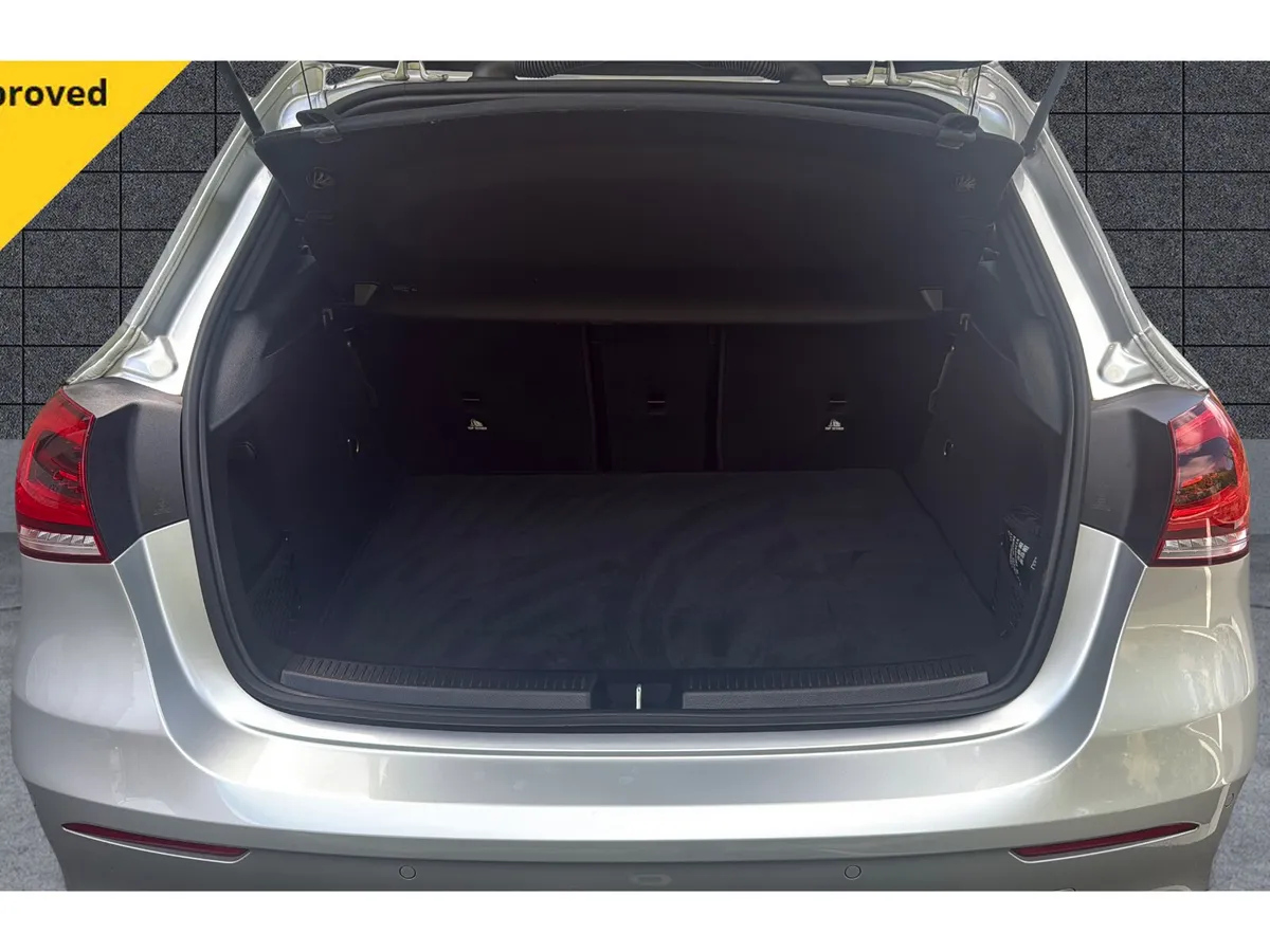 Mercedes-Benz A-Class Hatchback, Diesel, 2019, Silver