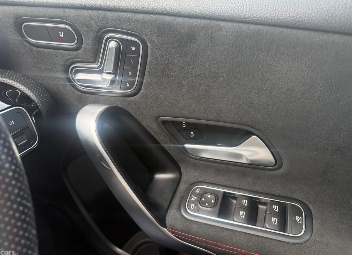 Mercedes-Benz A-Class Hatchback, Diesel, 2019, Silver