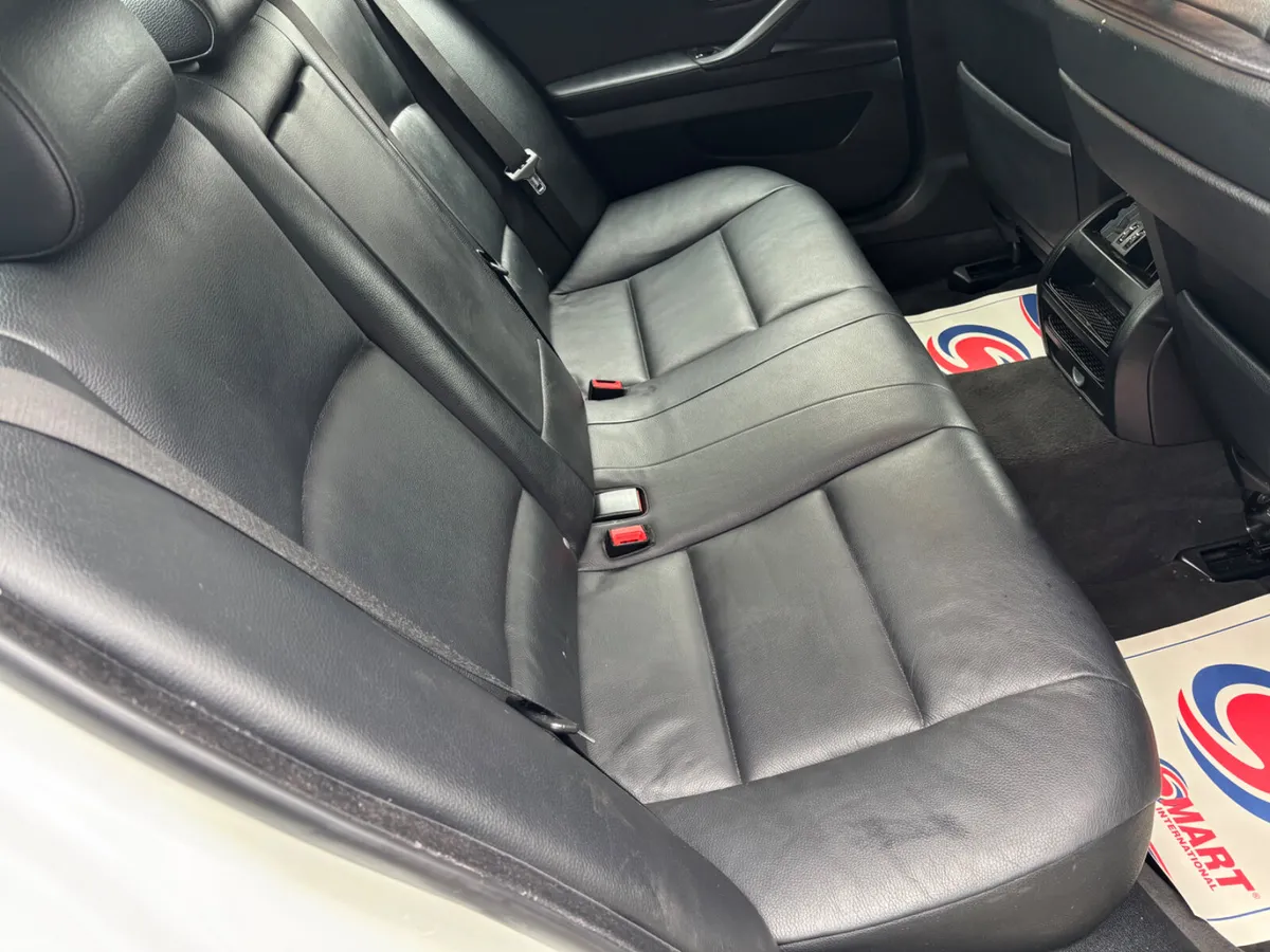 BMW 5-Series Saloon, Diesel, 2012, White