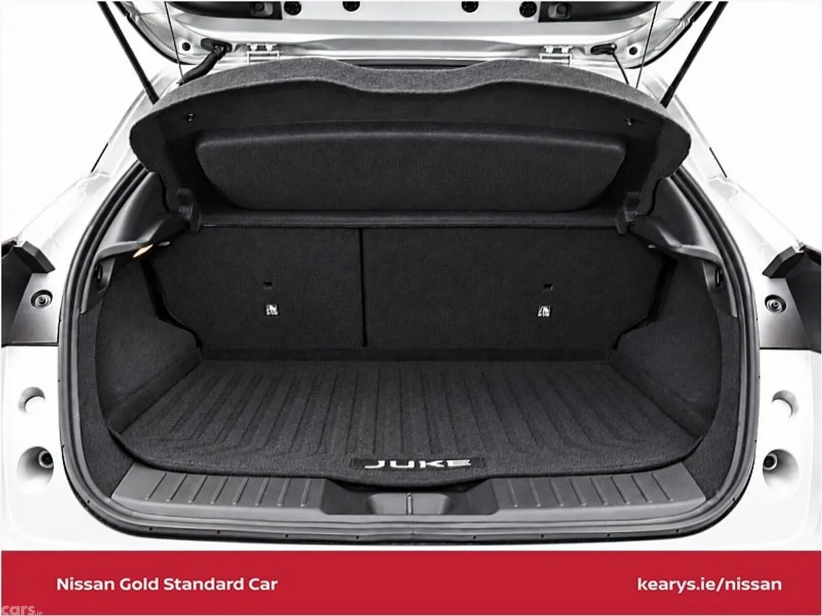 Nissan Juke SUV, Petrol, 2024, Silver