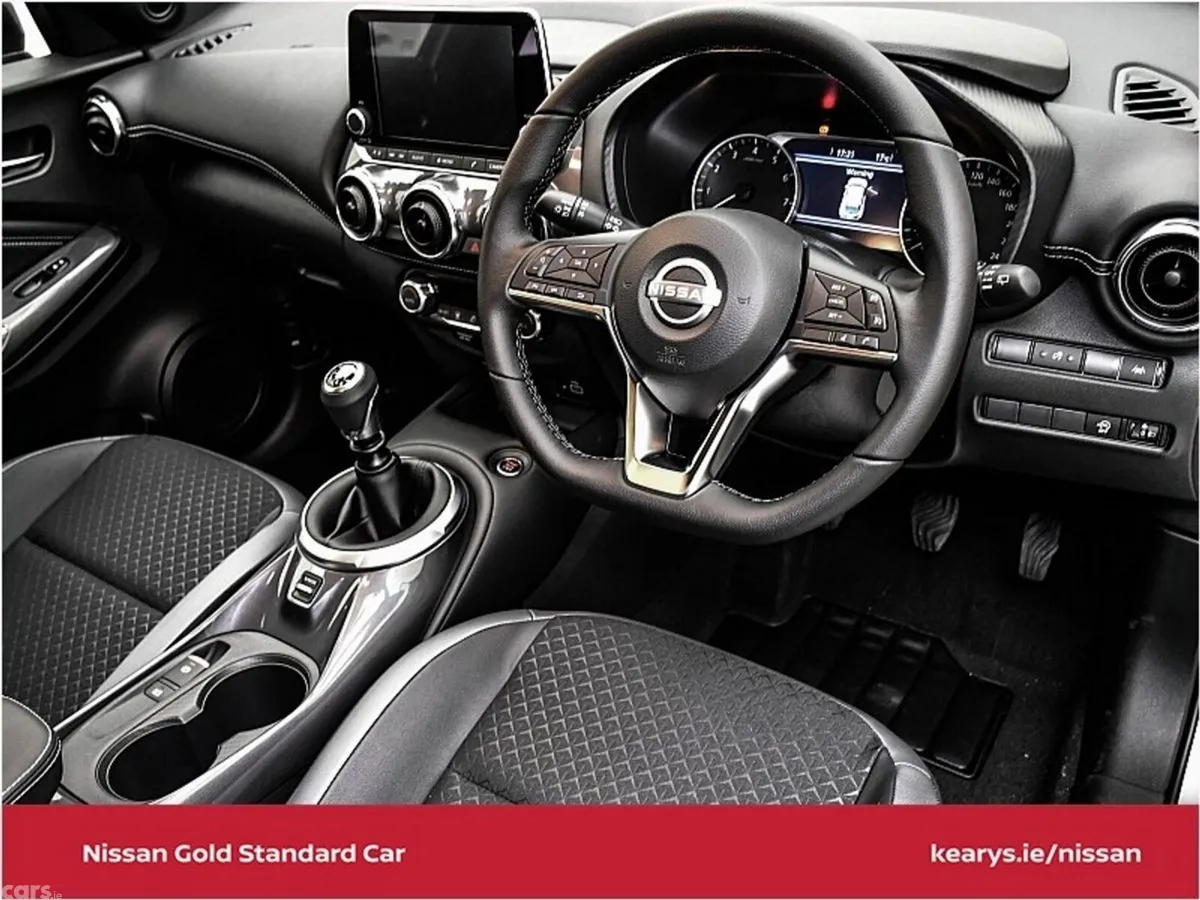 Nissan Juke SUV, Petrol, 2024, Silver
