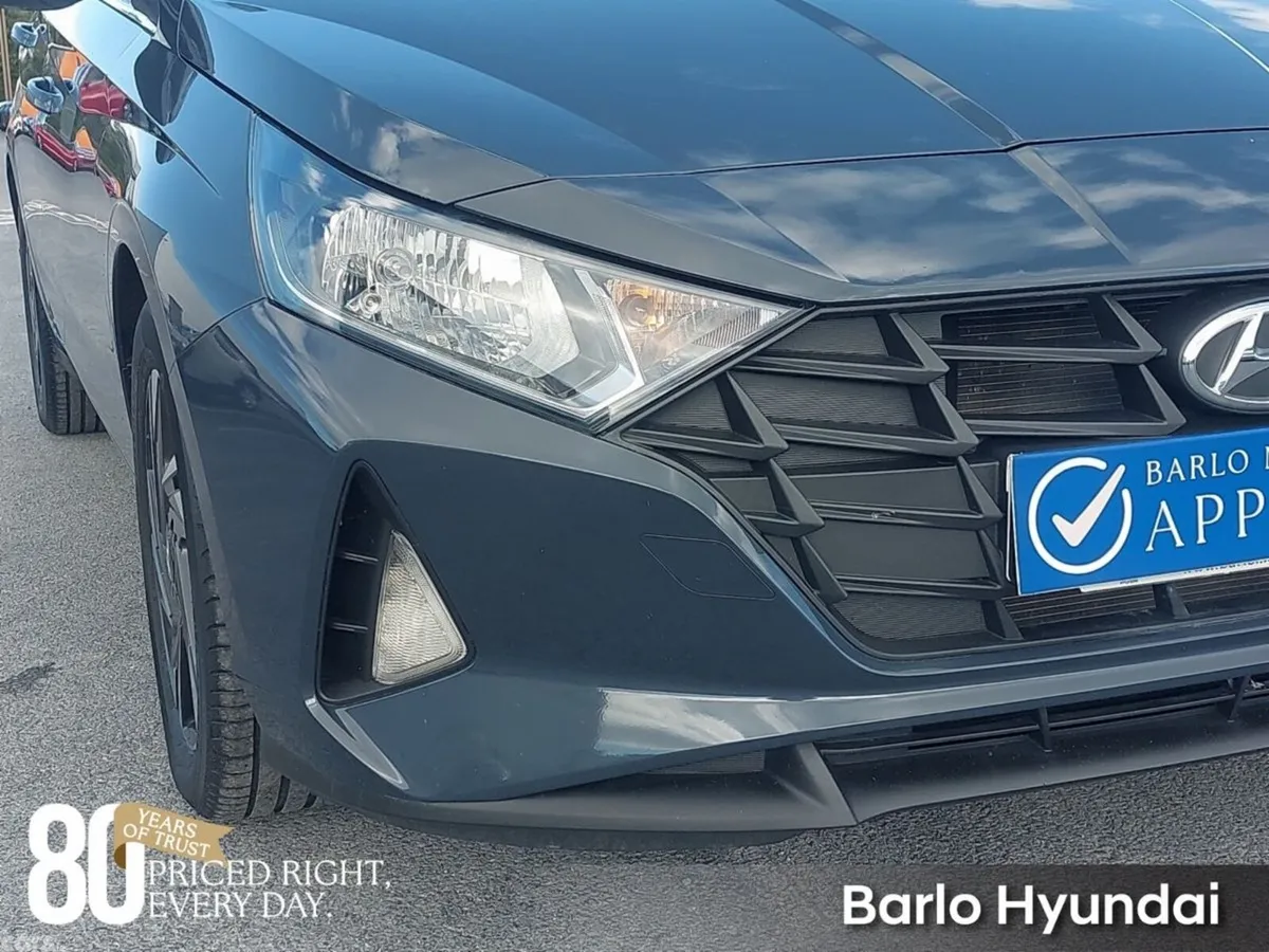 Hyundai i20 Hatchback, Petrol, 2023, Grey