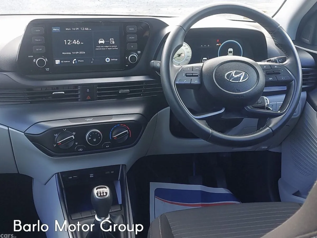 Hyundai i20 Hatchback, Petrol, 2023, Grey