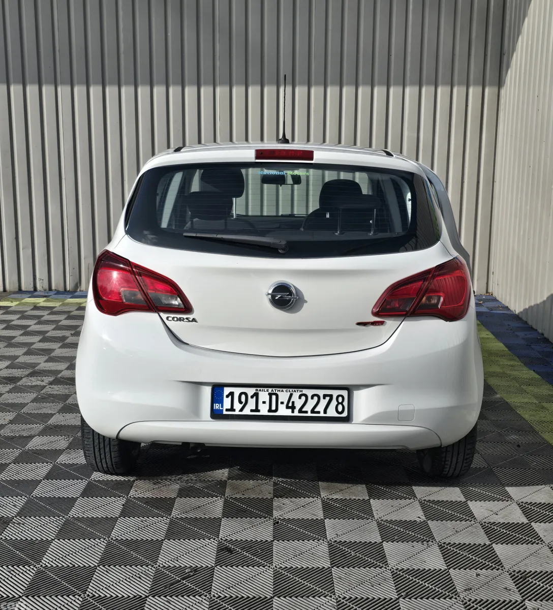 Opel Corsa Hatchback, Petrol, 2019, White
