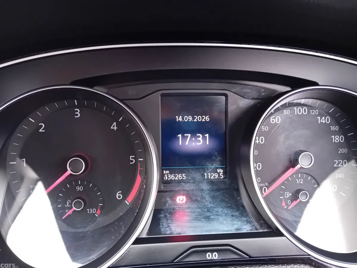 Volkswagen Passat Saloon, Diesel, 2021, Grey